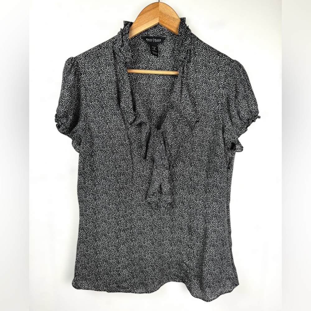 White House Black Market Black & White Speckled Short Sleeve Blouse